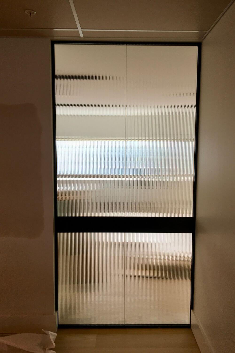 Door Glass After (1)